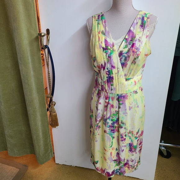 Banana Republic Dresses & Skirts - Banana Republic Floral Dress